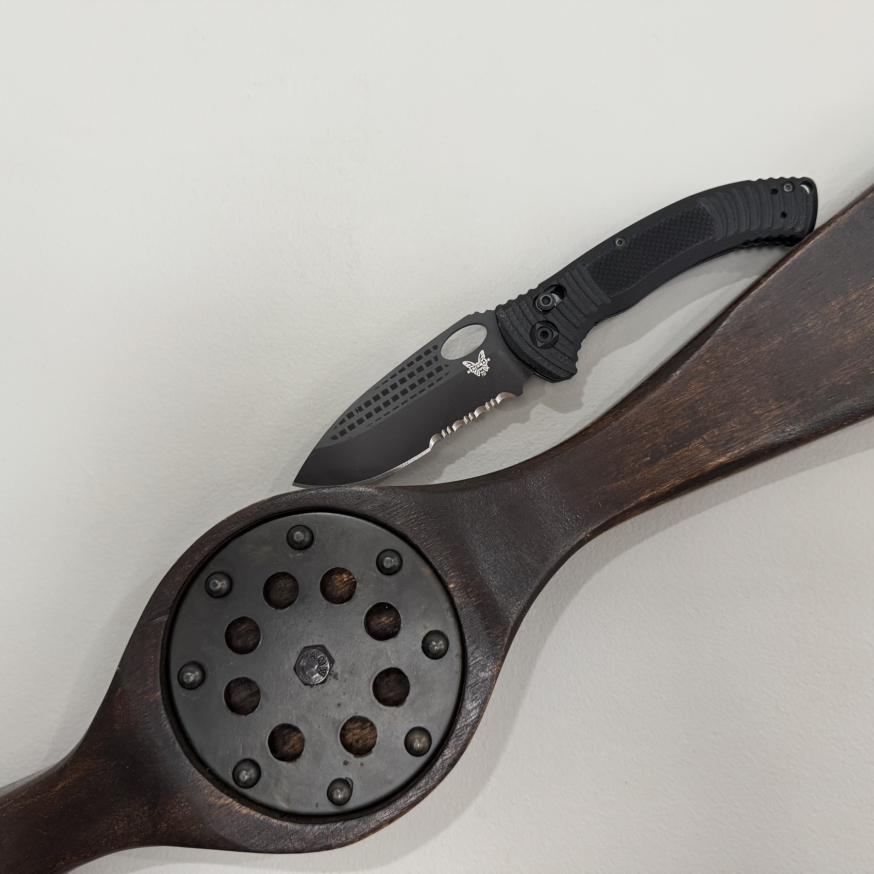 Benchmade Aileron on a wood prop